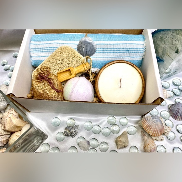 🔥SALE🔥 Handmade Luxury Spa Gift Set - Picture 2 of 3